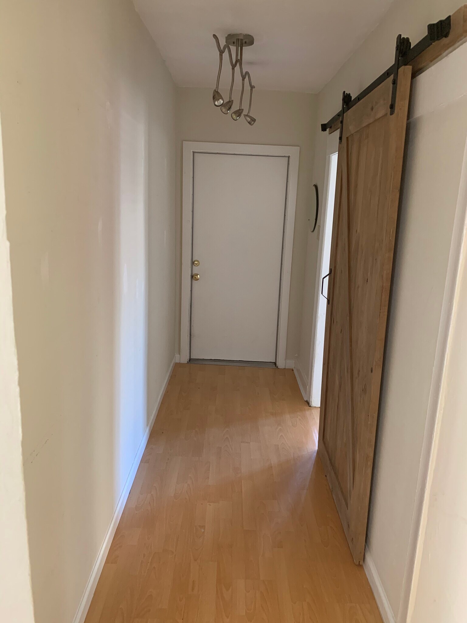 Building Photo - 543 30th St