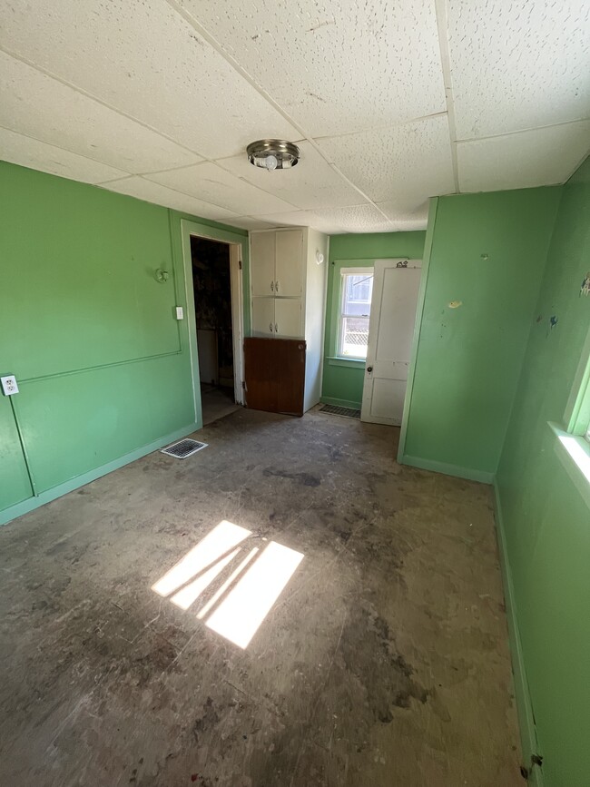 Building Photo - 2508 W Humboldt St