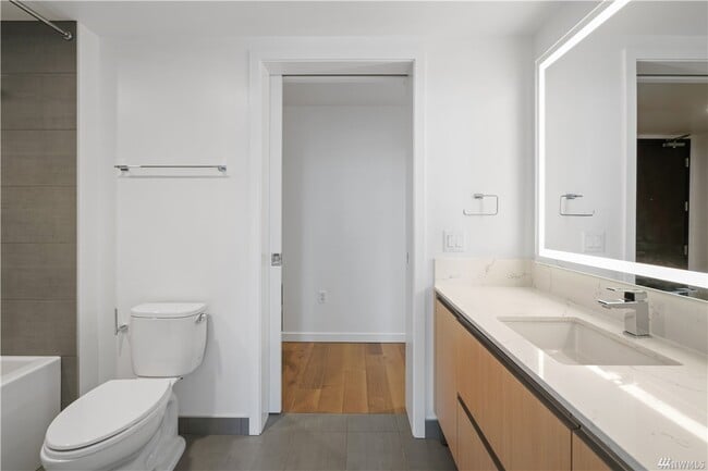 Building Photo - 1808 Minor Ave