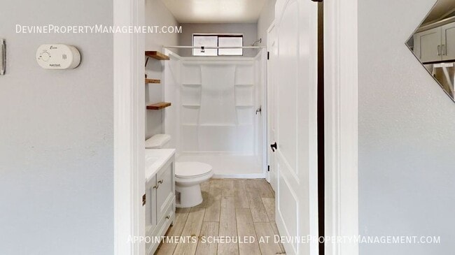 Building Photo - 15130 Chevy Ln