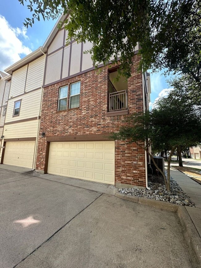 Building Photo - 1600 Abrams Rd