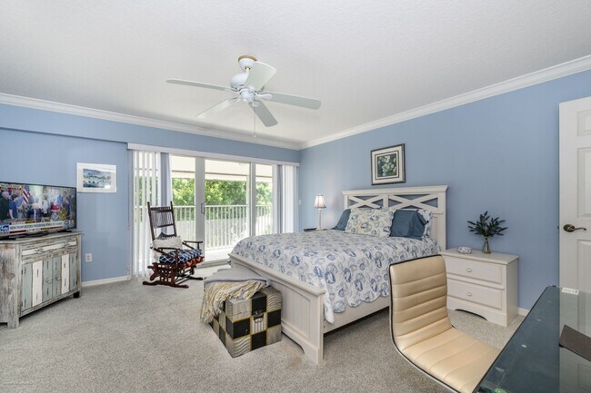 Building Photo - 1477 Park Beach Cir