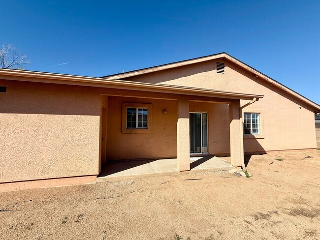 Building Photo - 4461 N Moccasin Cir