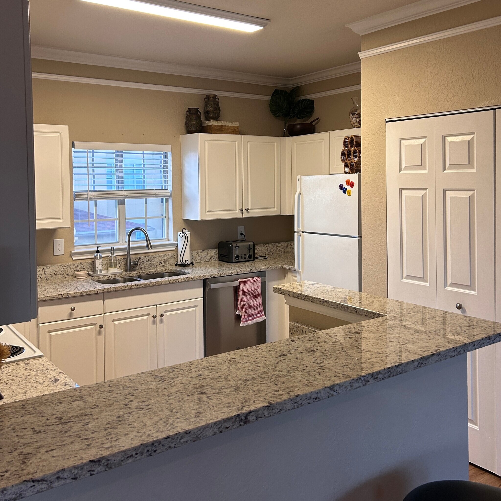 Building Photo - 4310 Bayside Village Dr