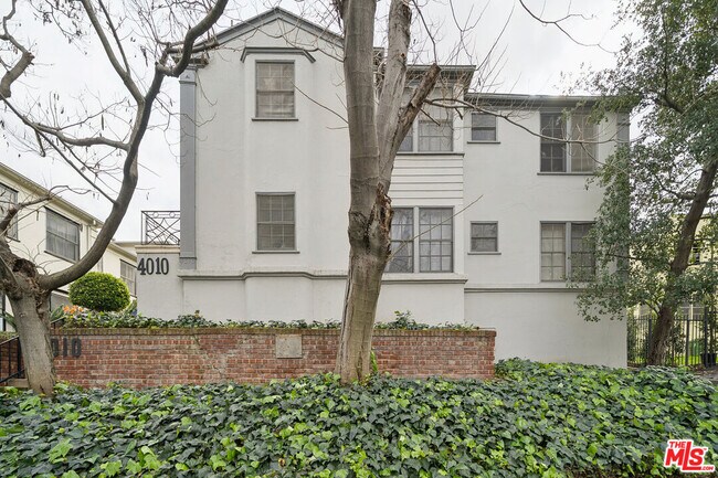 Building Photo - 4010 Los Feliz Blvd