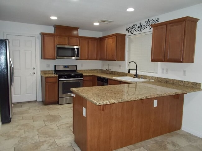 Building Photo - Welcome to your perfect summer retreat!