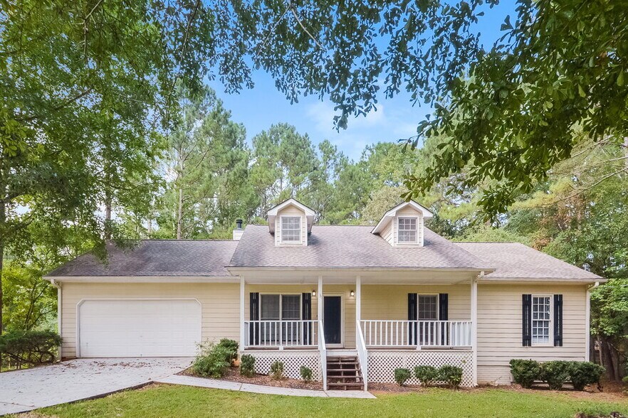 Primary Photo - 15 Glenloch Point