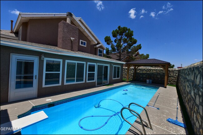 Building Photo - 1744 Gambel Quail Dr