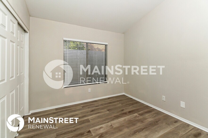 Building Photo - 11151 N Desert Flower Dr