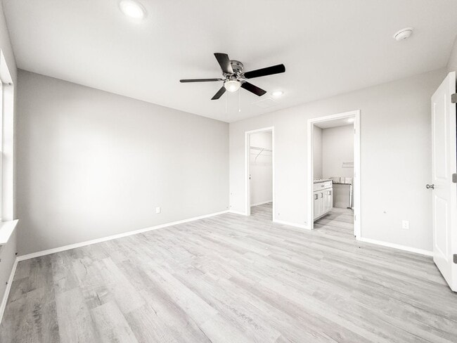 Building Photo - Brand New Home!!