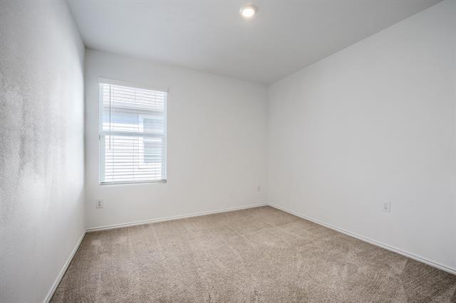 Building Photo - 1799 Courage Crk