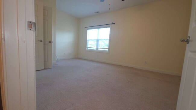 Building Photo - Resort Living. Fort Bragg Close. This is the One.