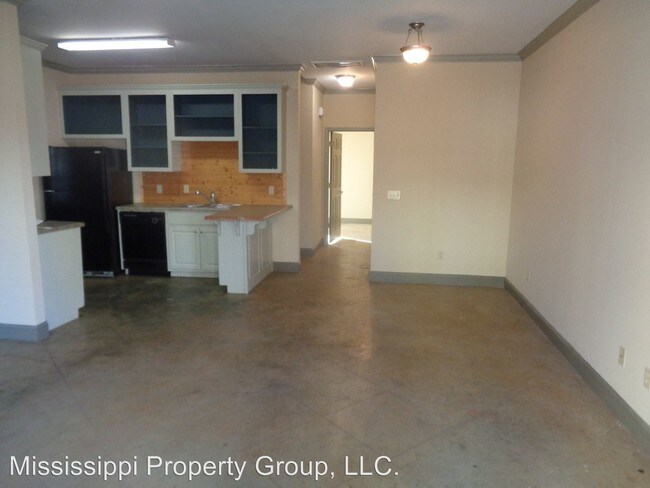 Building Photo - 3 br, 3 bath House - 101 Mondrian Place