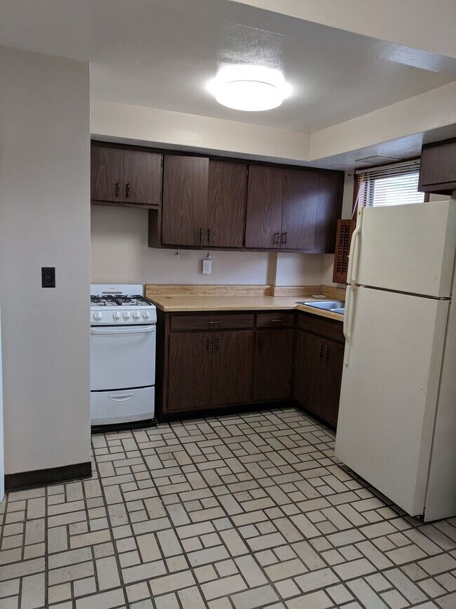 Building Photo - 531 Duquesne Ave