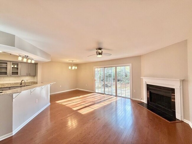 Building Photo - 7704 Falcon Rest Cir