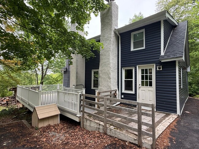 Building Photo - Single Family in Aston, PA