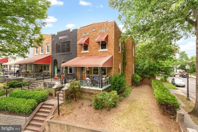 Building Photo - 35 Sherman Cir NW