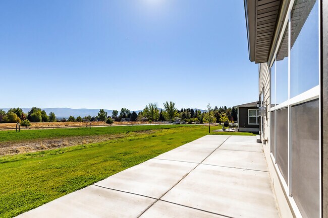 Building Photo - 1112 Springer View Loop