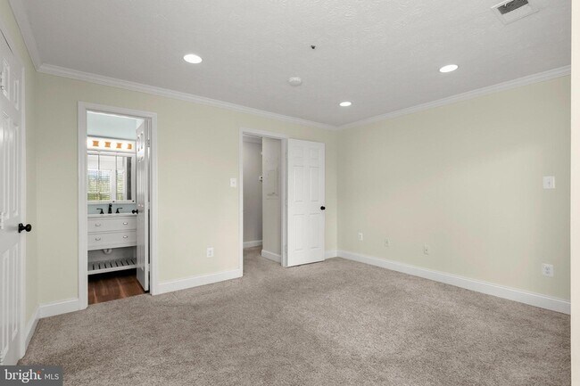 Building Photo - 4720 Dorsey Hall Dr