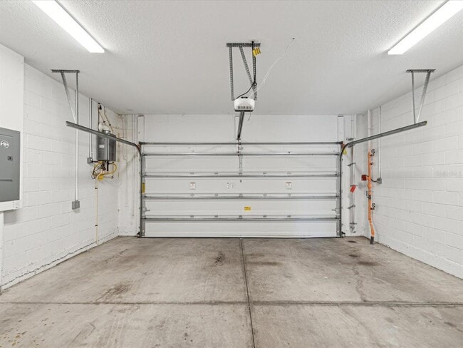Building Photo - 946 Highland Ave