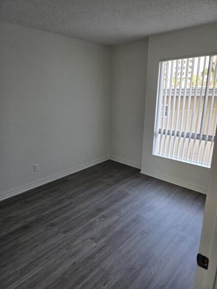 Building Photo - 1632 N Formosa Ave