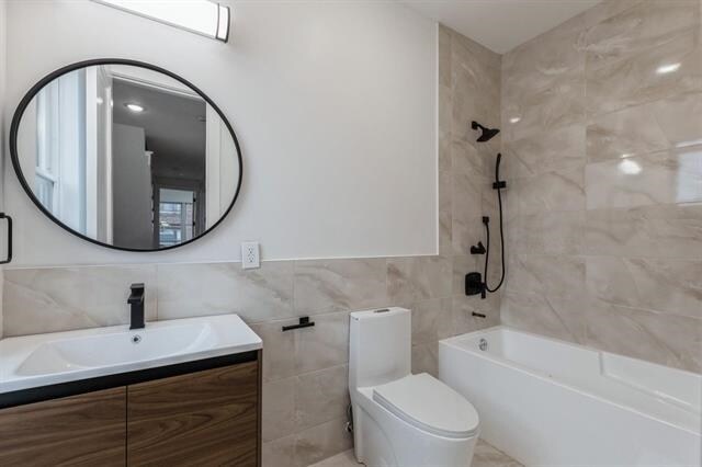 Building Photo - 259 Liberty Ave