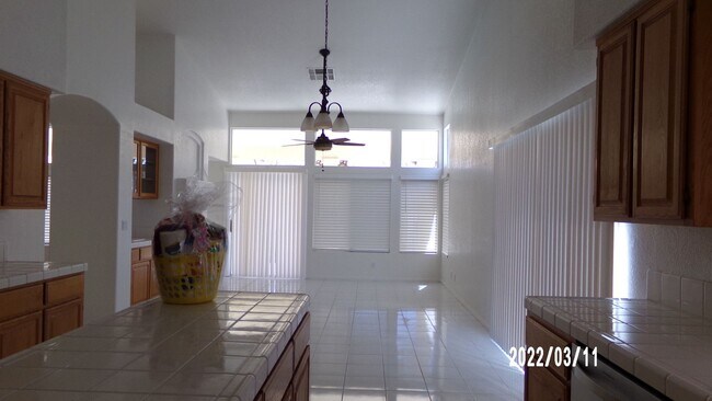 Building Photo - 252 Paseo Del Lago Cir