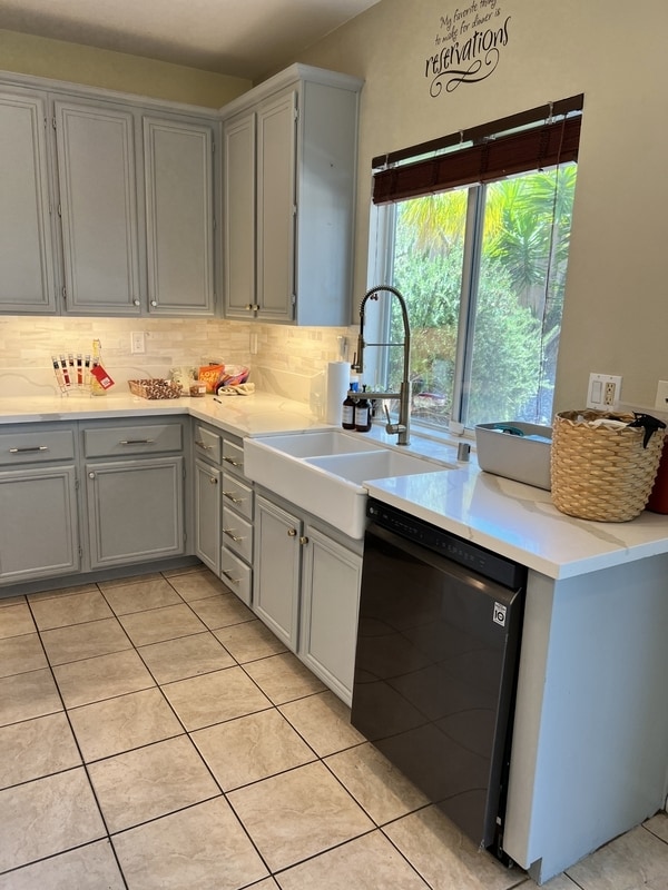 Building Photo - 1274 Roush Dr