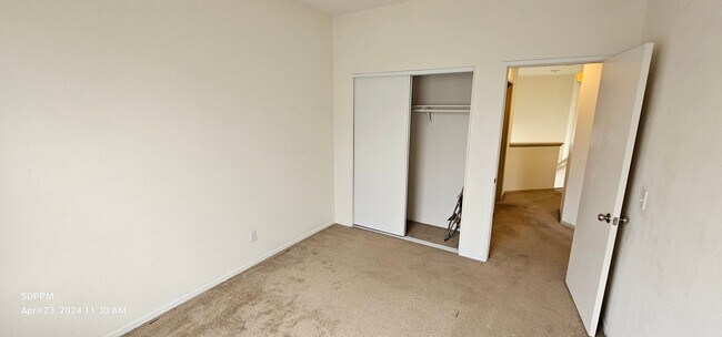 Building Photo - SCRIPPS RANCH - Ivy Hill - Nice 3 Bedroom / 2.5 Bath Townhouse.  AVAILABLE 08/17/2026.
