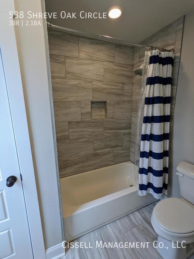 Building Photo - 538 Shreve Oak Cir