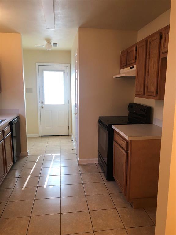 Building Photo - 5329 Tallowwood Terrace