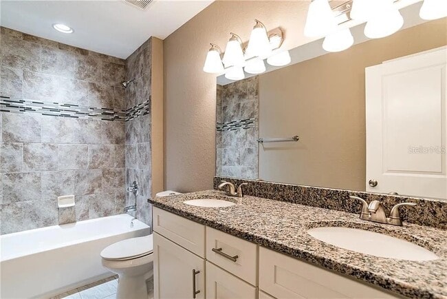 Building Photo - 2015 Lunn Landings Dr