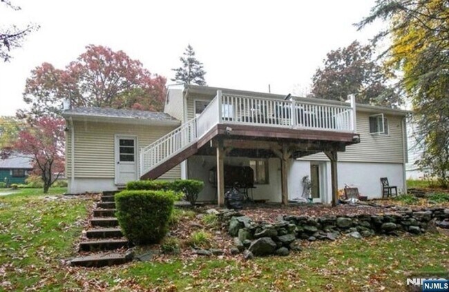 Building Photo - 9 McKinley Pl