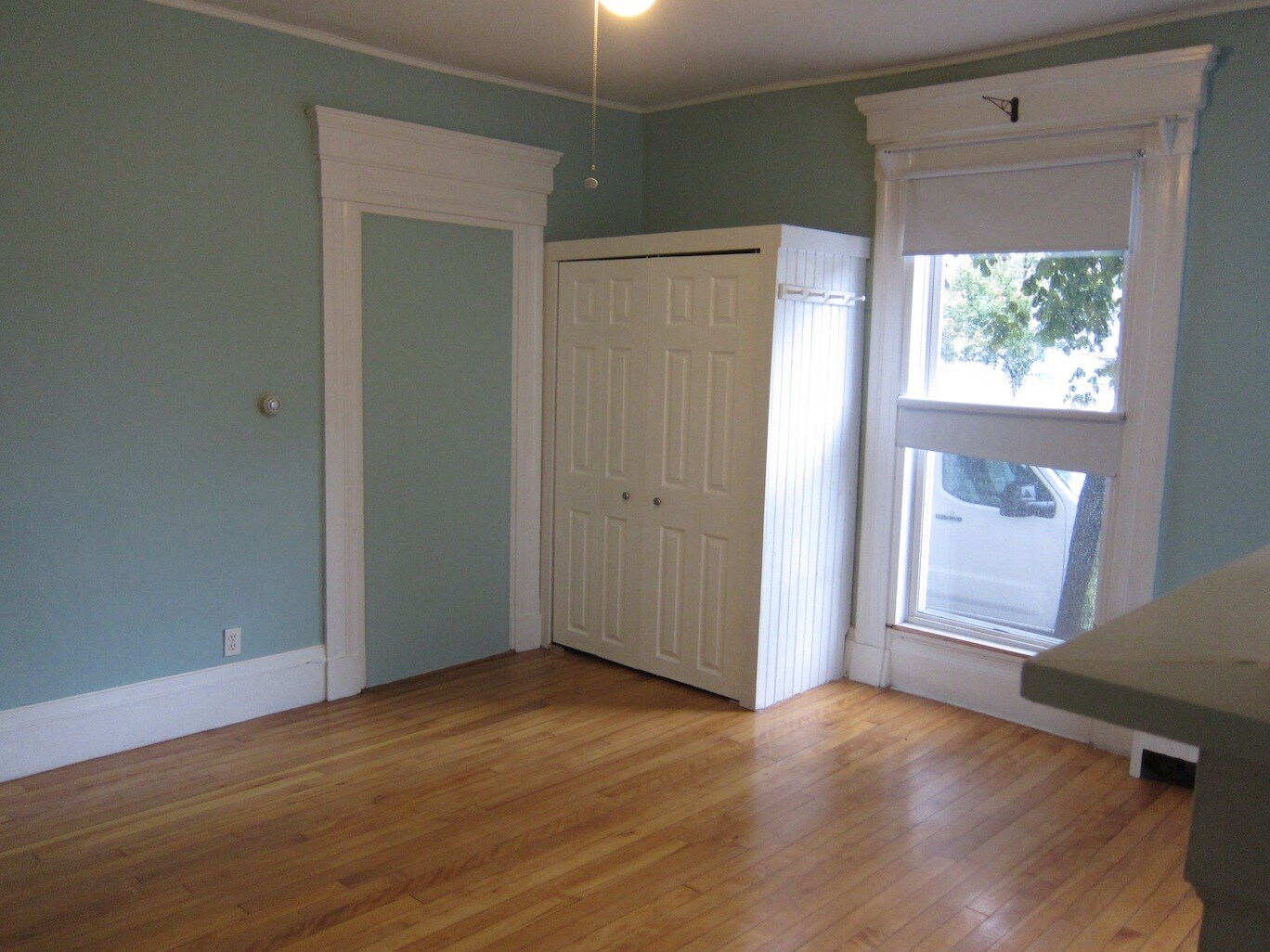 Building Photo - 282 Brackett Street