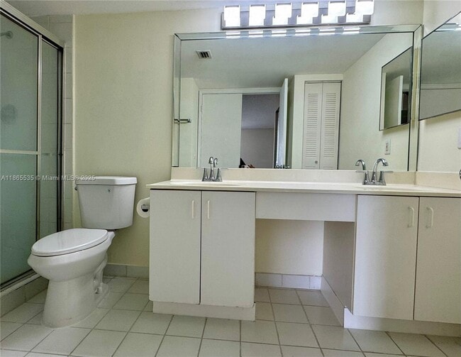 Building Photo - $3,100MONTHLY;3300 NE 191ST STREET #1106 A...