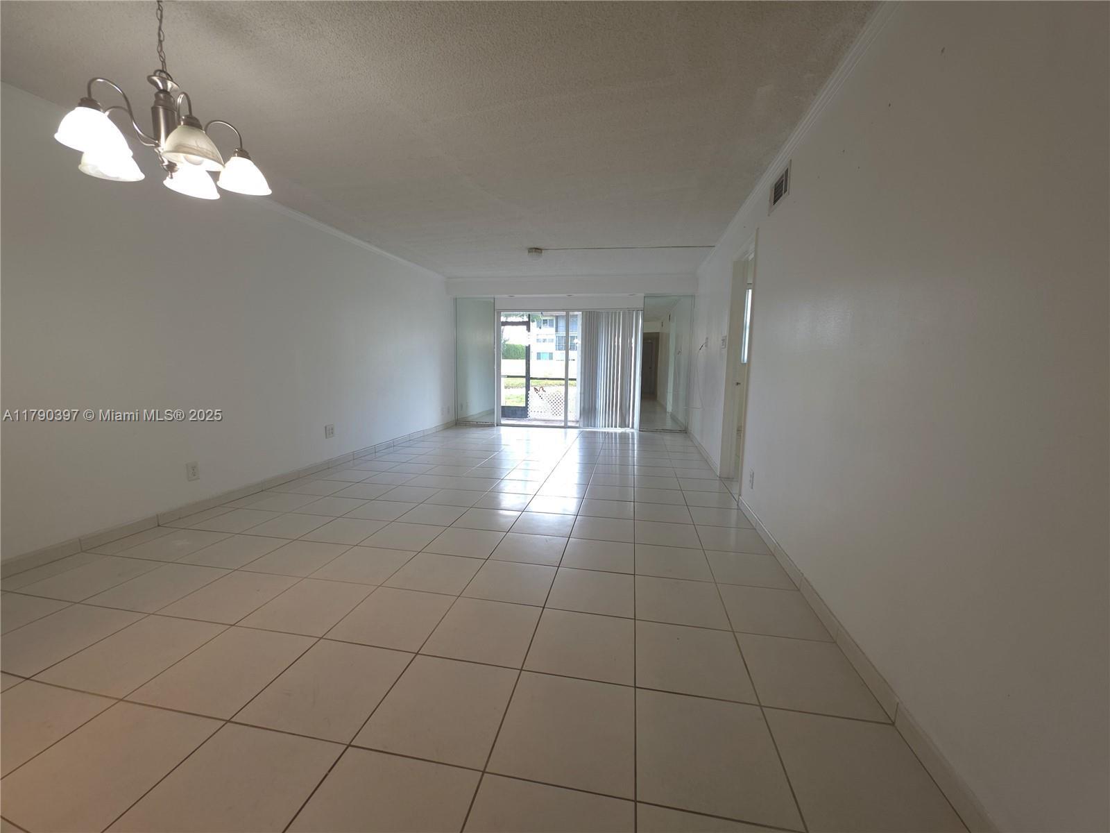 Building Photo - 8940 S Hollybrook Blvd