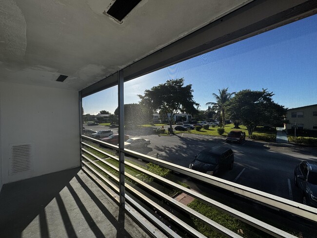 Building Photo - 206 Dorchester I
