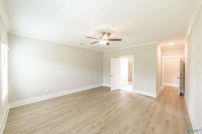 Building Photo - 117 Harper Ln