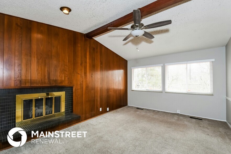 Building Photo - 3665 Hambletonian Dr