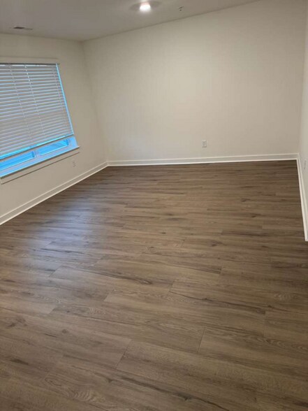 Building Photo - 358 Casper Dr