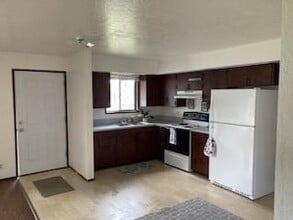 Building Photo - 234 SE Darrell Ave