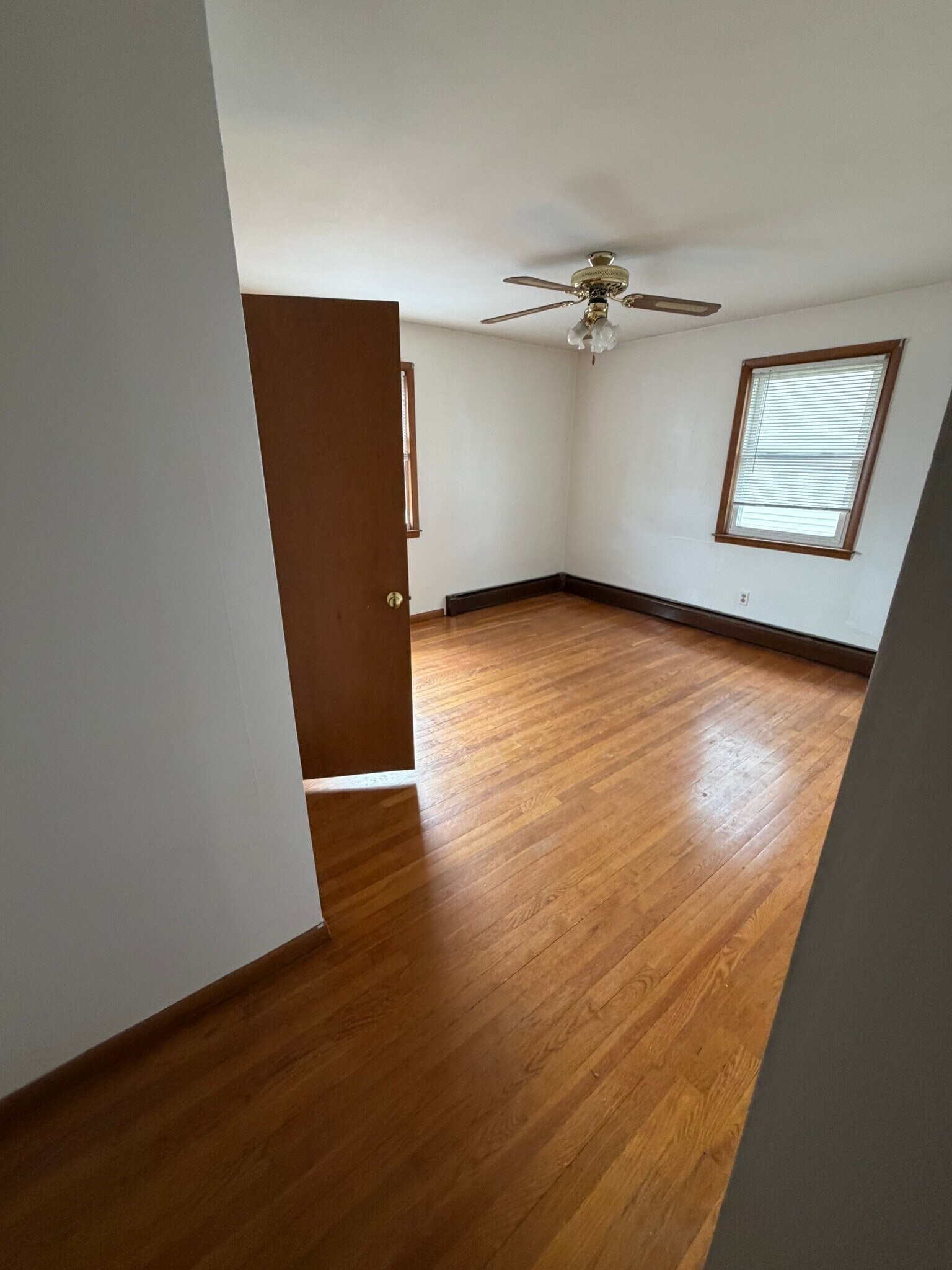 Building Photo - 100 Pilgrim Ave