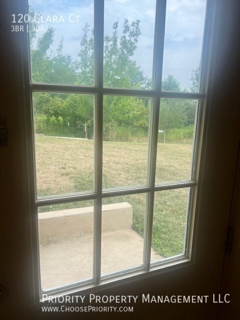 Building Photo - 120 Clara Ct