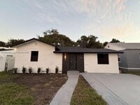 Building Photo - 854 NW 76th St