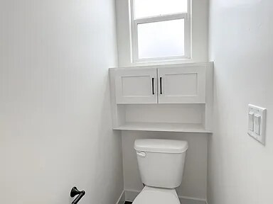 Building Photo - 366 Forty