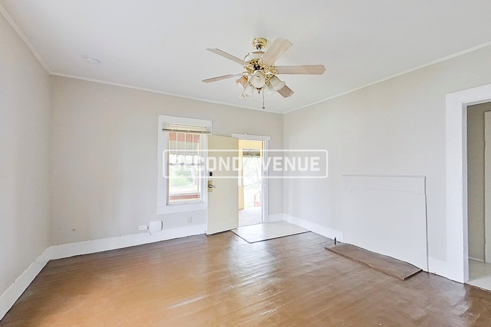 Building Photo - 3401 Hickory Ave SW