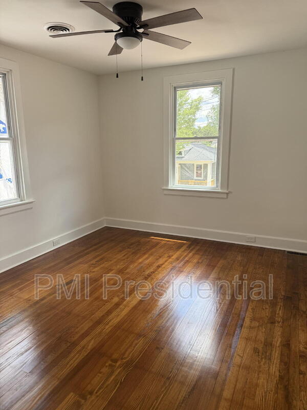 Building Photo - 1226 N 36th St