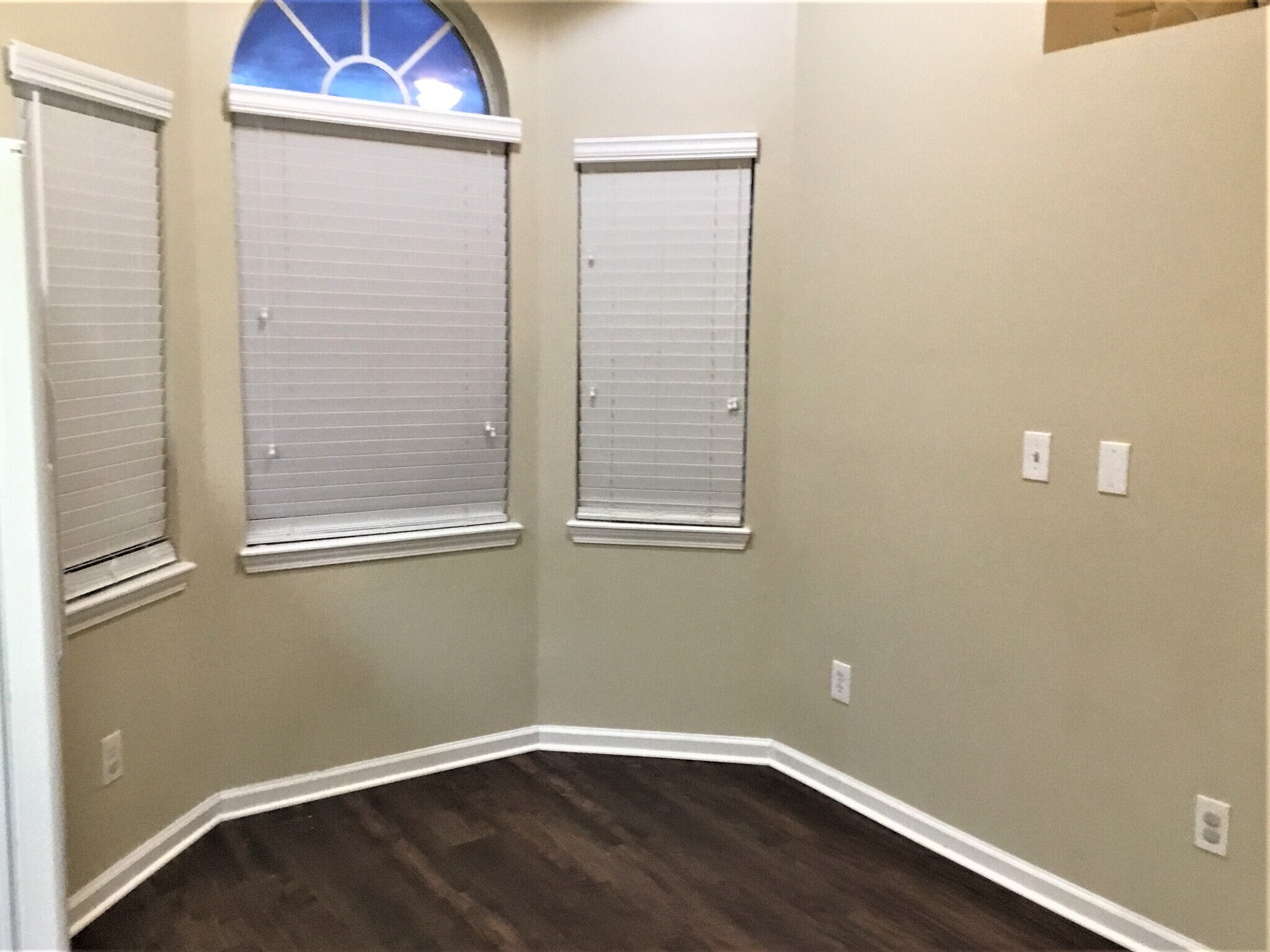 Building Photo - 12755 Black Angus Dr