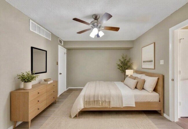 Building Photo - 3109 Sondra Dr