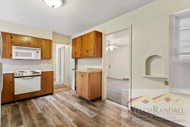 Building Photo - 2380 Polk Ave